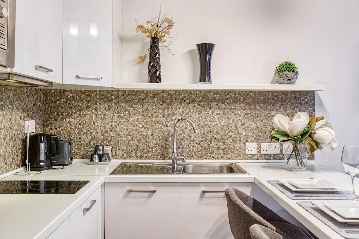 Stylish 1Bedroom Studio In The Heart Of St Julians 404 Saint Julian's