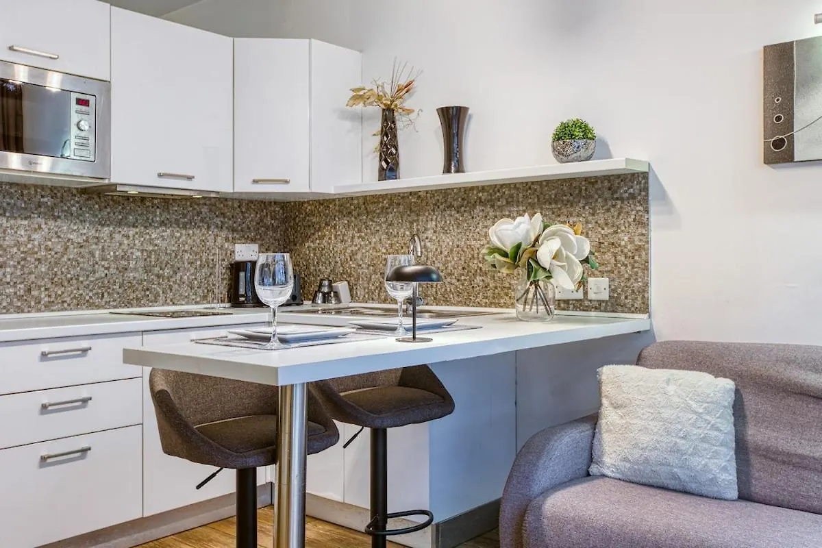 Apartment Stylish 1Bedroom Studio In The Heart Of St Julians 404 Saint Julian's