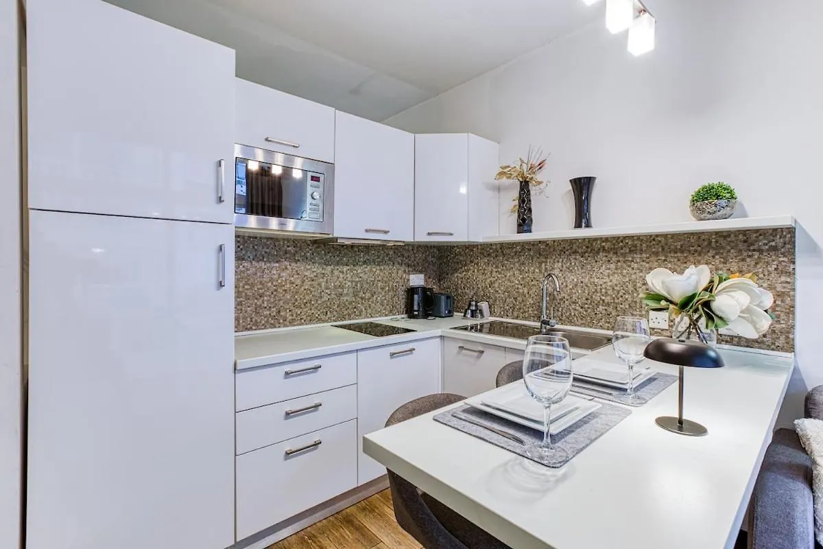 Apartment Stylish 1Bedroom Studio In The Heart Of St Julians 404 Saint Julian's